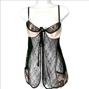 Victoria secret lingerie 34D like new.